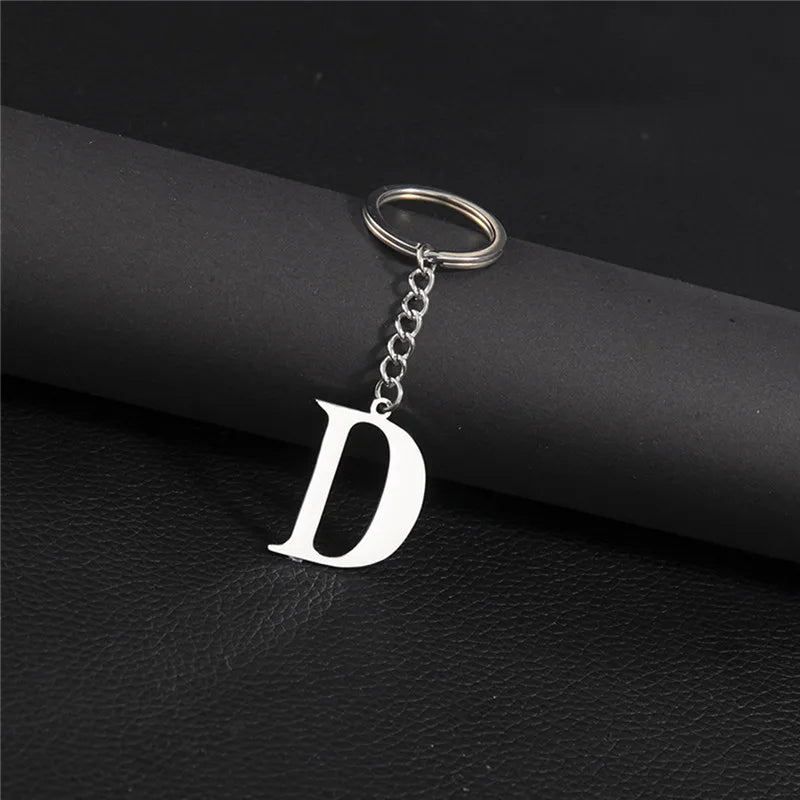 Punk DIY A-Z Letters Keychain Women Metal Initial Pendant Key Chain Ring for Men Trend 26 Alphabet Keyring Bag Accessories