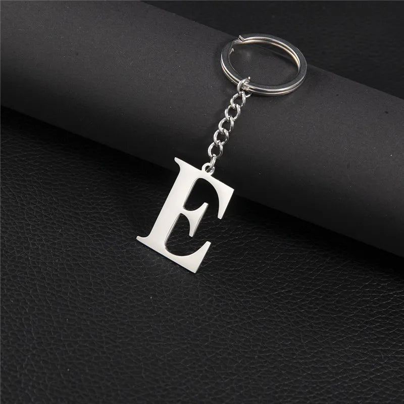 Punk DIY A-Z Letters Keychain Women Metal Initial Pendant Key Chain Ring for Men Trend 26 Alphabet Keyring Bag Accessories
