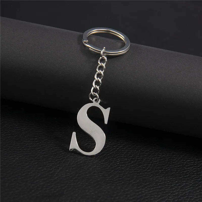 Punk DIY A-Z Letters Keychain Women Metal Initial Pendant Key Chain Ring for Men Trend 26 Alphabet Keyring Bag Accessories