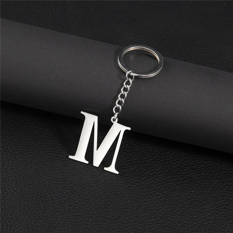 Punk DIY A-Z Letters Keychain Women Metal Initial Pendant Key Chain Ring for Men Trend 26 Alphabet Keyring Bag Accessories