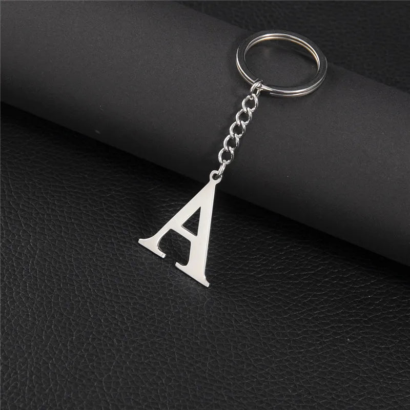 Punk DIY A-Z Letters Keychain Women Metal Initial Pendant Key Chain Ring for Men Trend 26 Alphabet Keyring Bag Accessories